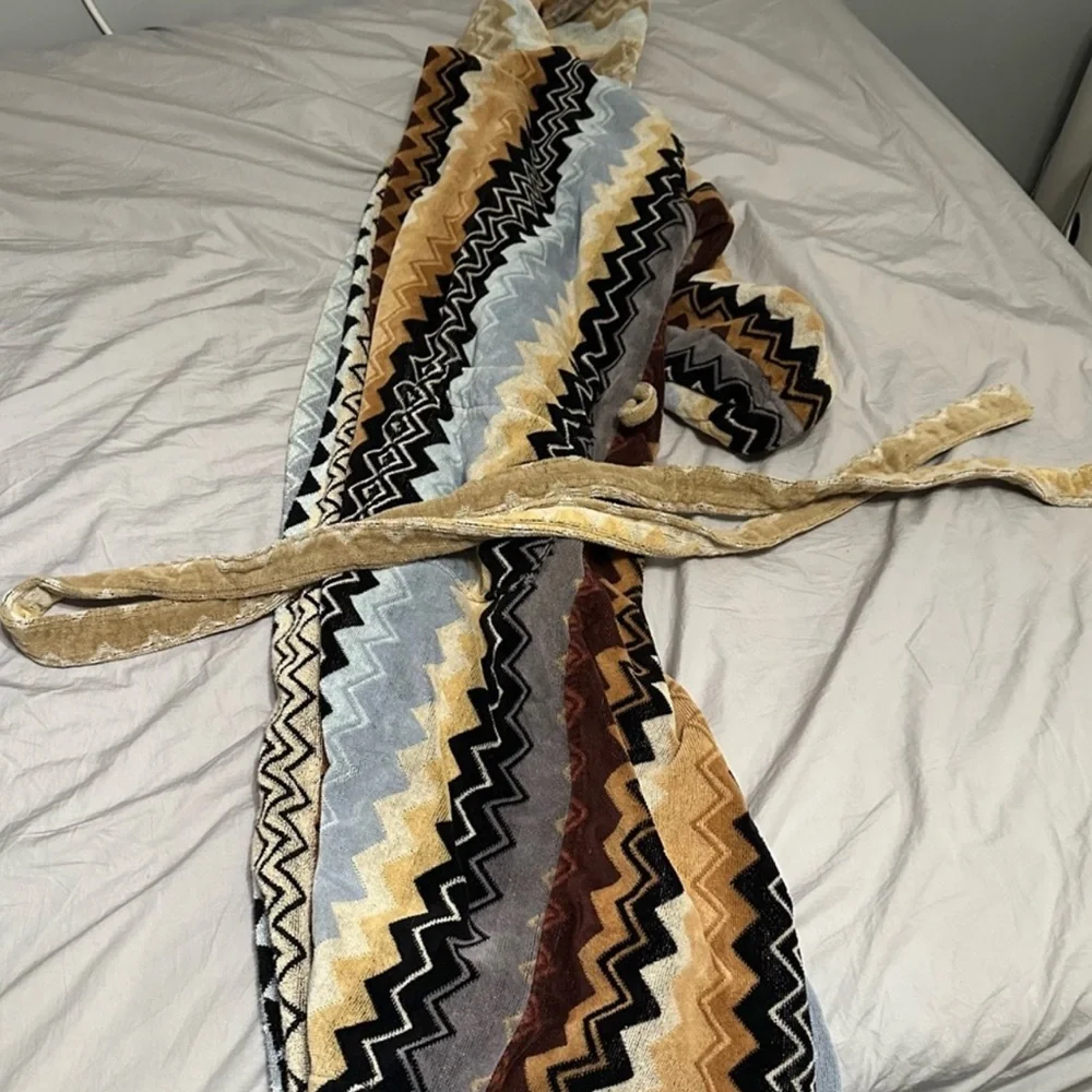 Missoni Home Giacomo Bathrobe - Picture 3 of 11